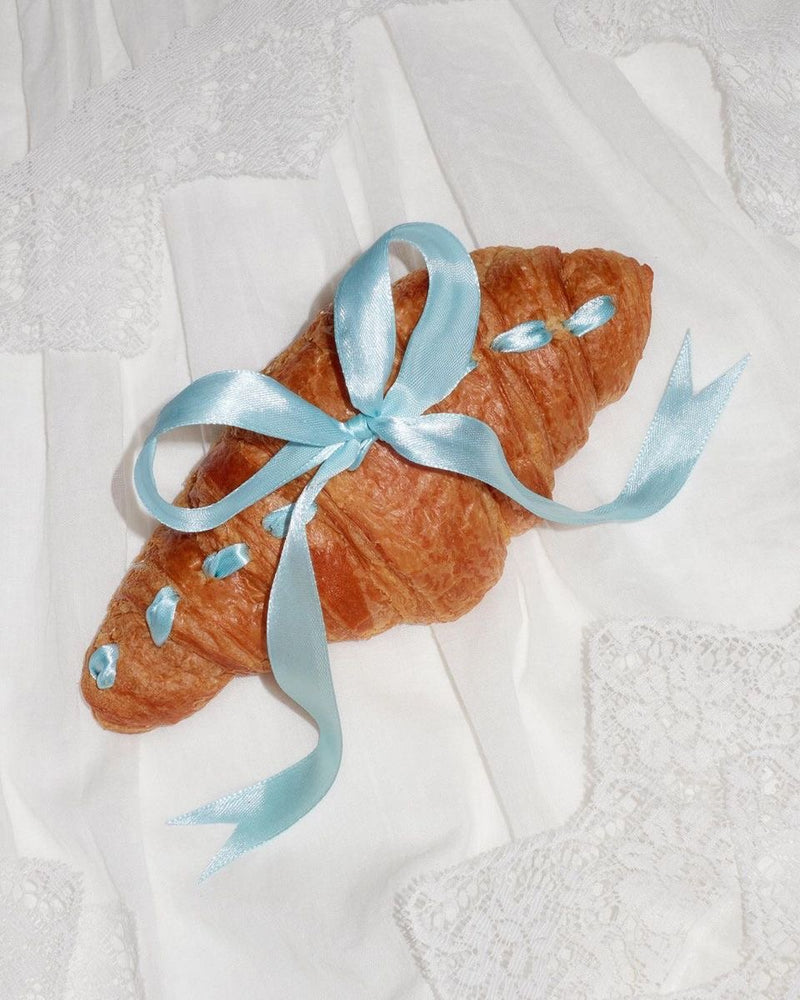 “Love at first Croissant” Xo beauty-pouch